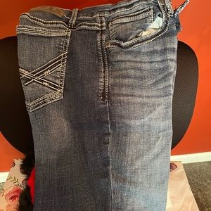 Buckle jeans